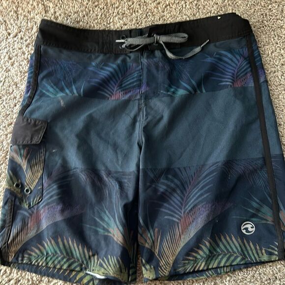 Ocean current mens swimsuit. Size 32 - Picture 1 of 5